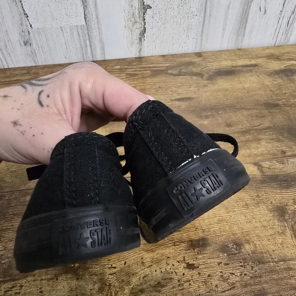 Converse Classic Black Kids Sneakers Toddlers Size 10